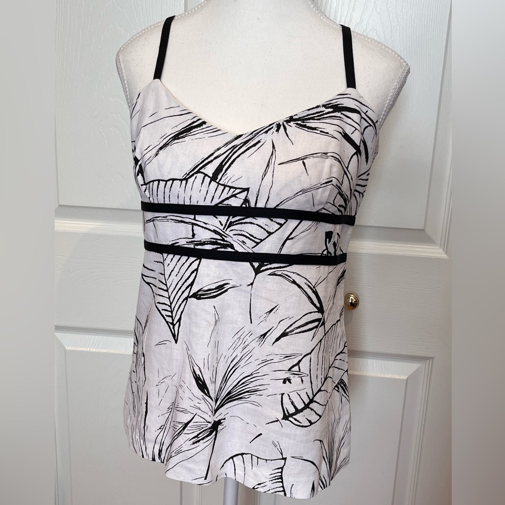 Linen blend top, Size 8